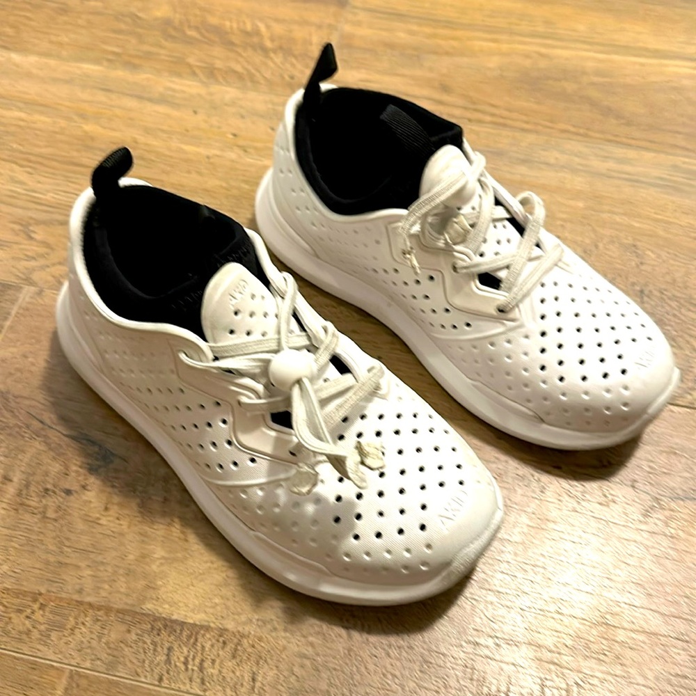 AKID kids shoes